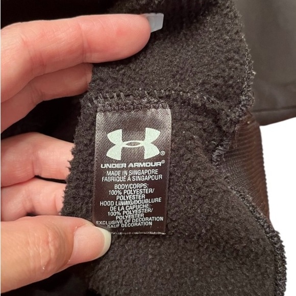 Under Armour Black Hoodie with White Accents Size L - Picture 9 of 10